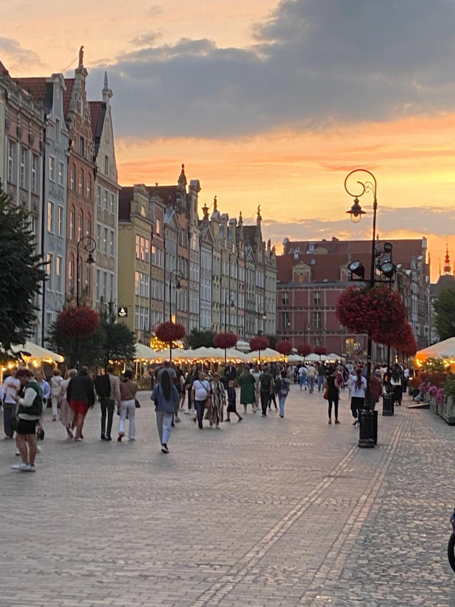 Apartament Srodmiejski Gdańsk Exteriör bild